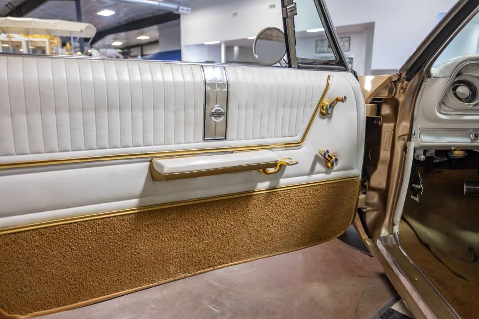 1965 Chevrolet impala - Image 19