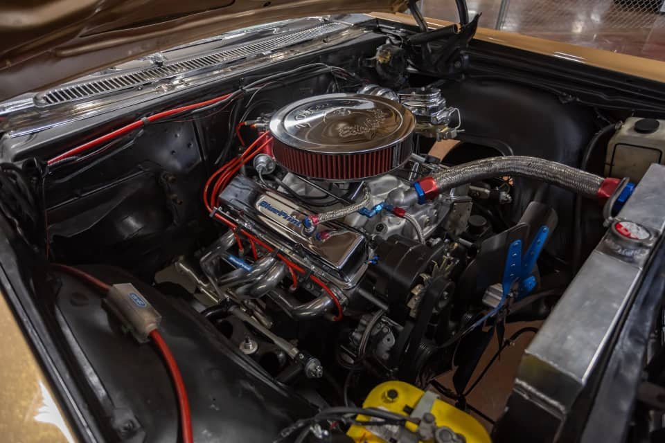 1965 Chevrolet impala - Image 9