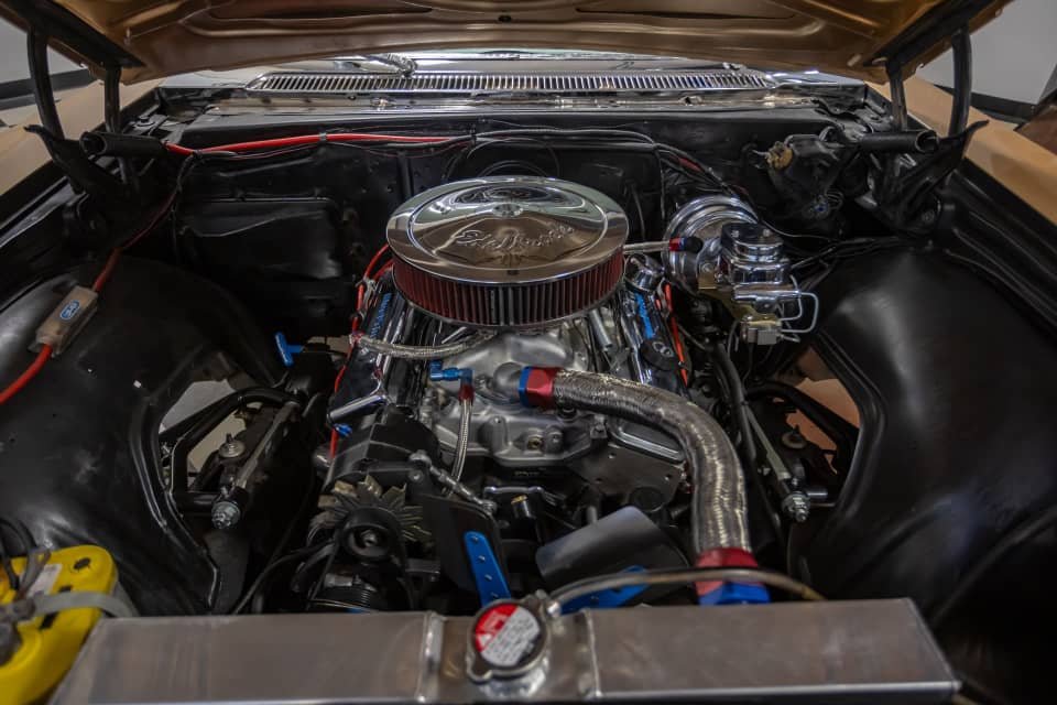 1965 Chevrolet impala - Image 2